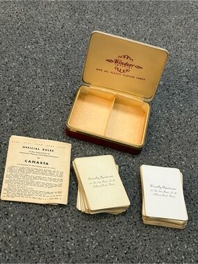 Windsor 1950s Canasta Cream Playing Cards and storage case with Printed Back